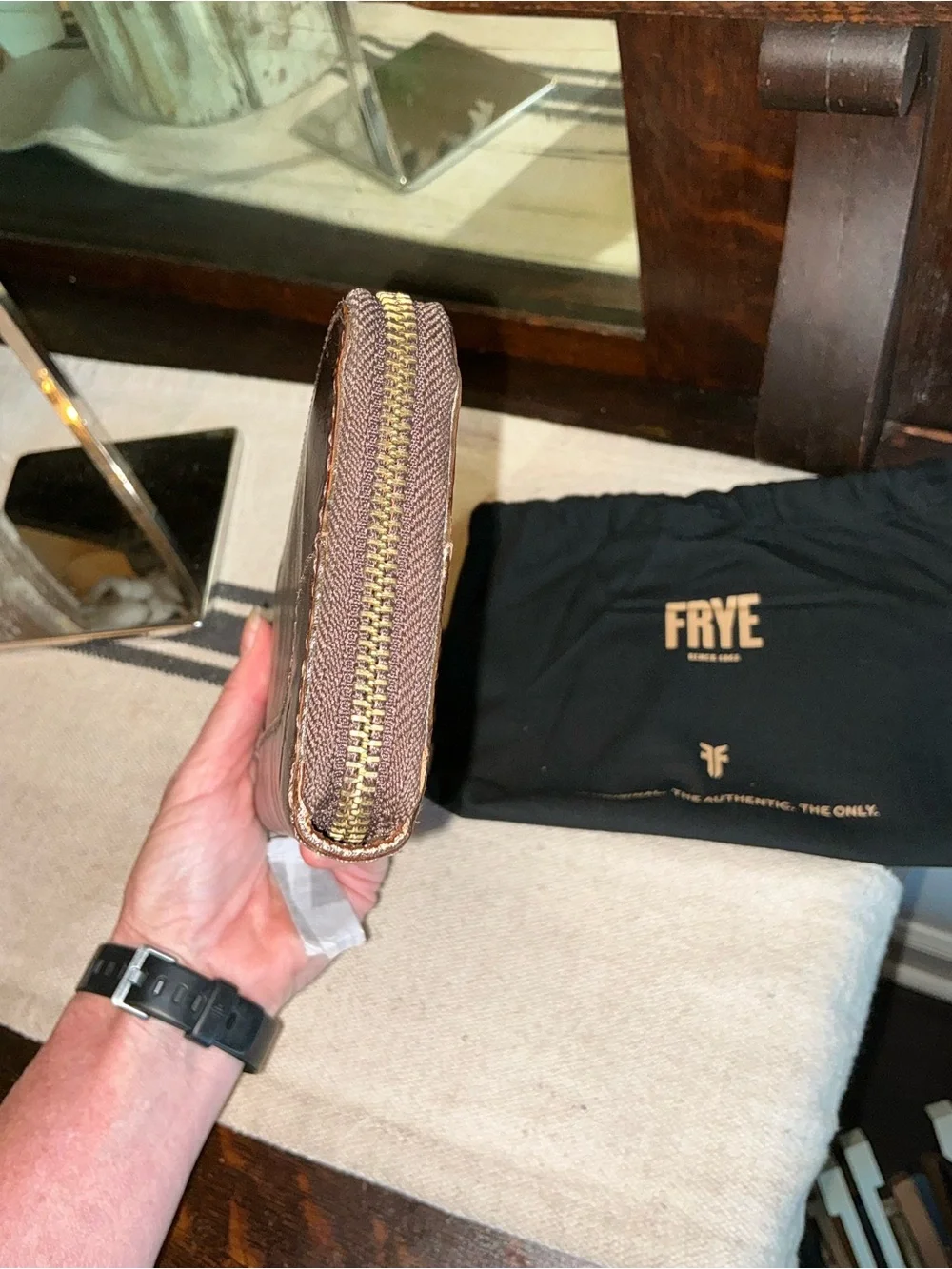 NWT Frye Leather Melissa Zip Around Wallet Dark Brown Retail $158